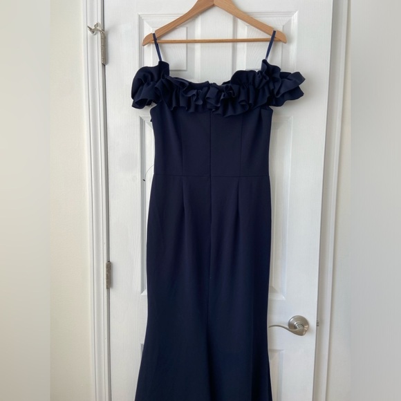 Xscape Women's Long Crepe Over-The-Shoulder Ruffle Gown Navy size 14 NWT - Picture 6 of 7